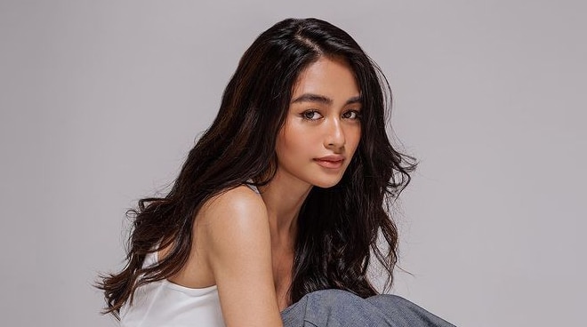 Vivoree Esclito