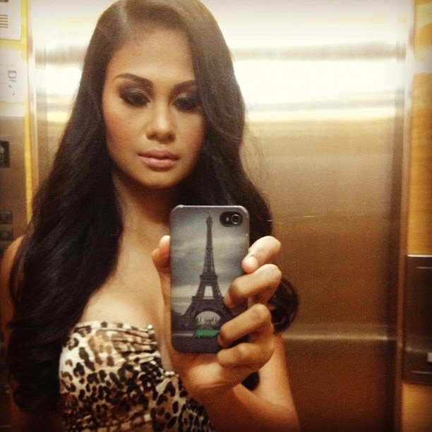elevatorselfie.jpg