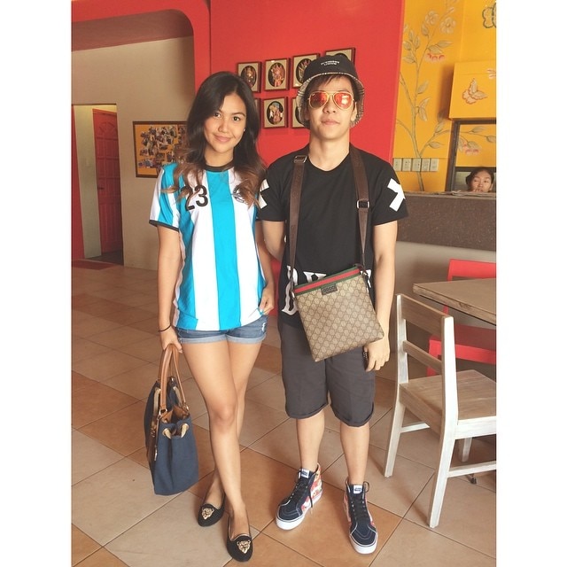 wynjuliantrono.jpg