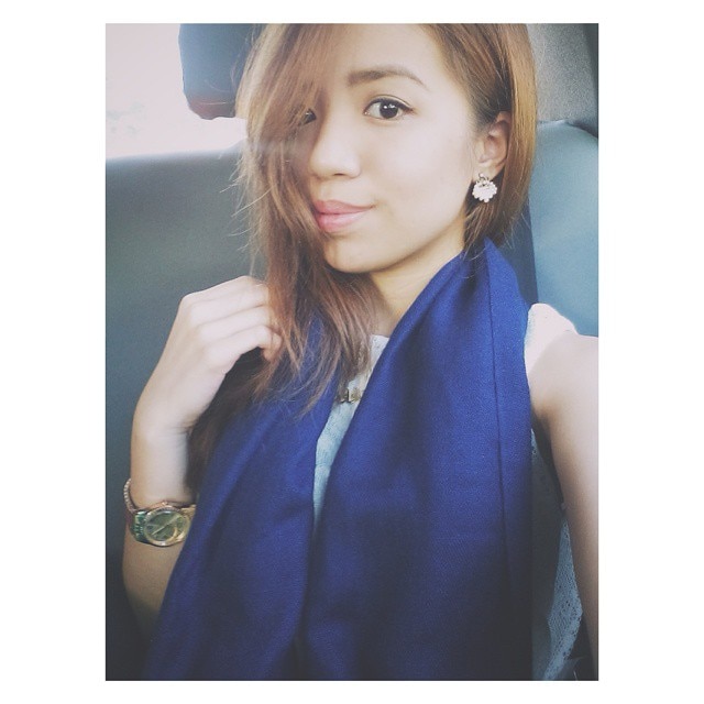 selfieblue.jpg