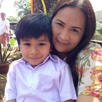 nanay-lourdes.jpg