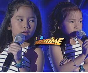 Mini Me nina Alex and Toni humataw sa singing sa weekly finals