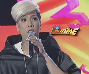 Vice kinumpara ang love at relasyon sa rubber band
