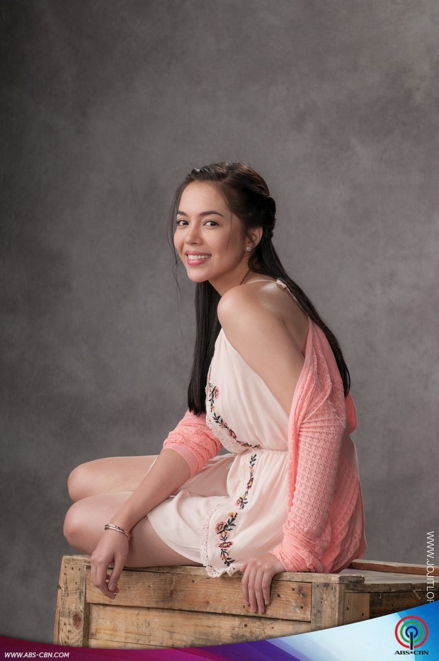 7 Julia Montes as Sara and Kara.jpg