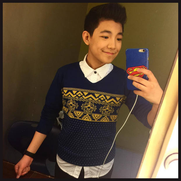 4 Teen idols with Boy Abunda on Aquino and Abunda Tonight Darren Espanto.jpg