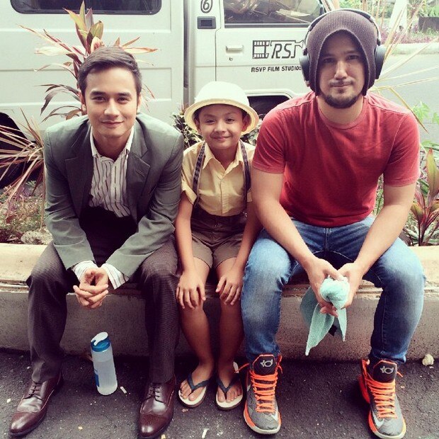 25 All Of Me Cast on Set.jpg