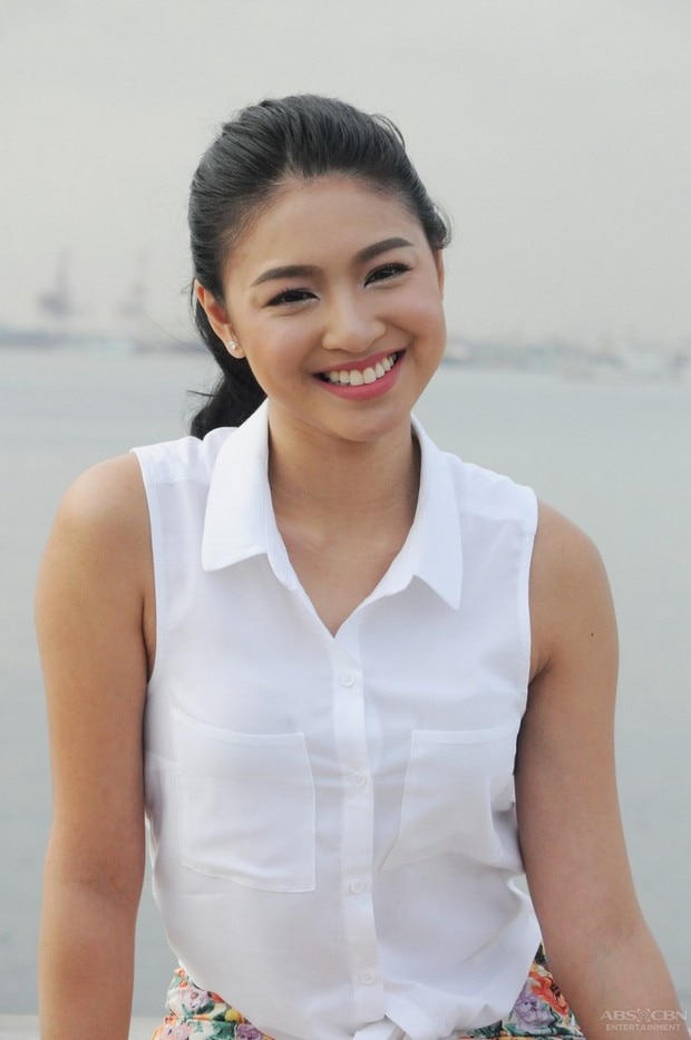 21-LOOK-22-photos-that-prove-that-Nadine-Lustre-is-a-natural-beauty.jpg