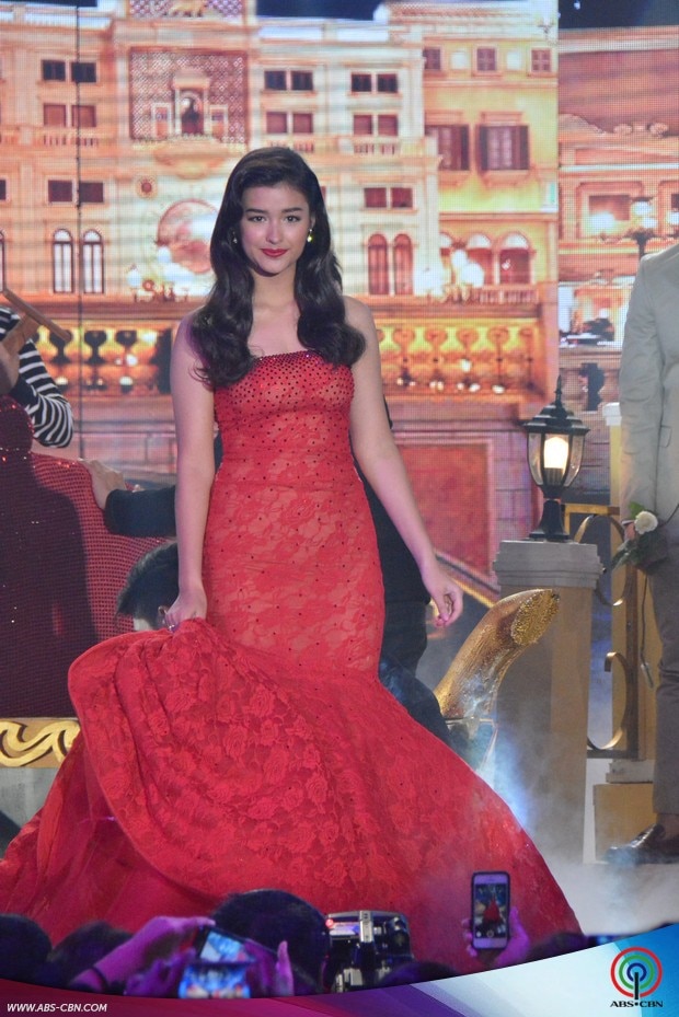 liza soberano red dress All About Liza Soberano's "my Ex And Whys" Premiere Look