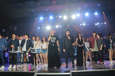 IN PHOTOS: It’s Showtime hosts, nagpasikat sa ABS-CBN Trade Event 2016