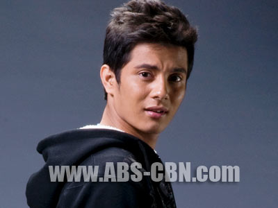 Ejay Falcon insists he is not 'pikon'