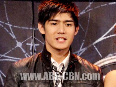 Robi Domingo learns the challenges of doing a horror movie