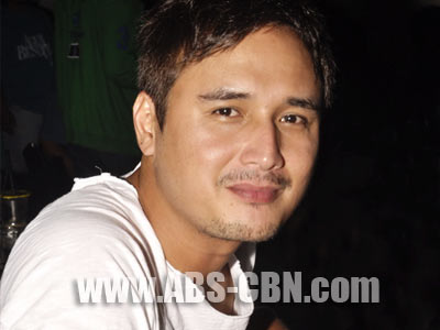 John Estrada is all set to visit Priscilla Meirelles's family in Brazil