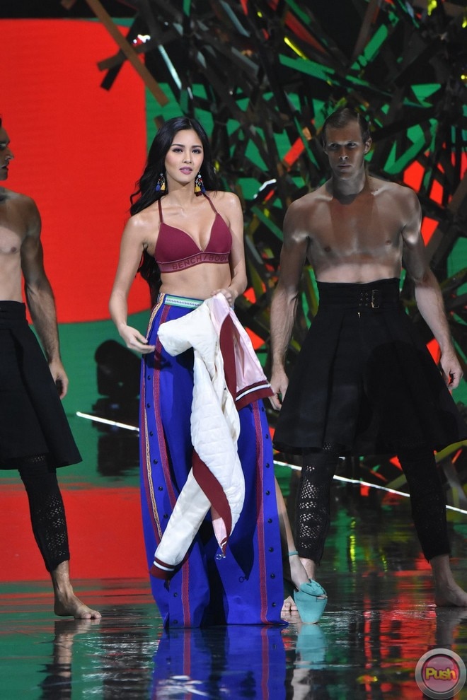 Who Is The Sexiest Celebrity At The Bench Under The Stars Fashion