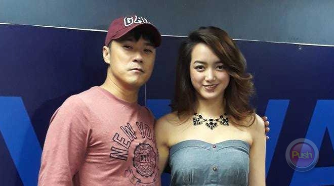 artista na dating mahirap Jerry olea: nagulat ang kaibigan naming line producer nang mapanood ang rushes ng matapang na pelikula ng isang pinagpipitaganang direktor may mapangahas na eksena kasi ang isang young actress na anak ng isang dating aktres palaban din sa hubaran ang kaeksena nitong baguhang aktor hindi nahirapan. artista na dating mahirap Jerry olea: nagulat ang kaibigan naming line producer nang mapanood ang rushes ng matapang na pelikula ng isang pinagpipitaganang direktor may mapangahas na eksena kasi ang isang young actress na anak ng isang dating aktres palaban din sa hubaran ang kaeksena nitong baguhang aktor hindi nahirapan.