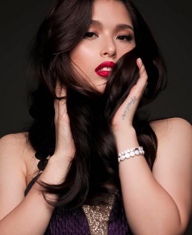 Aljur Abrenica and Kylie Padilla's vintage-themed prenup ...