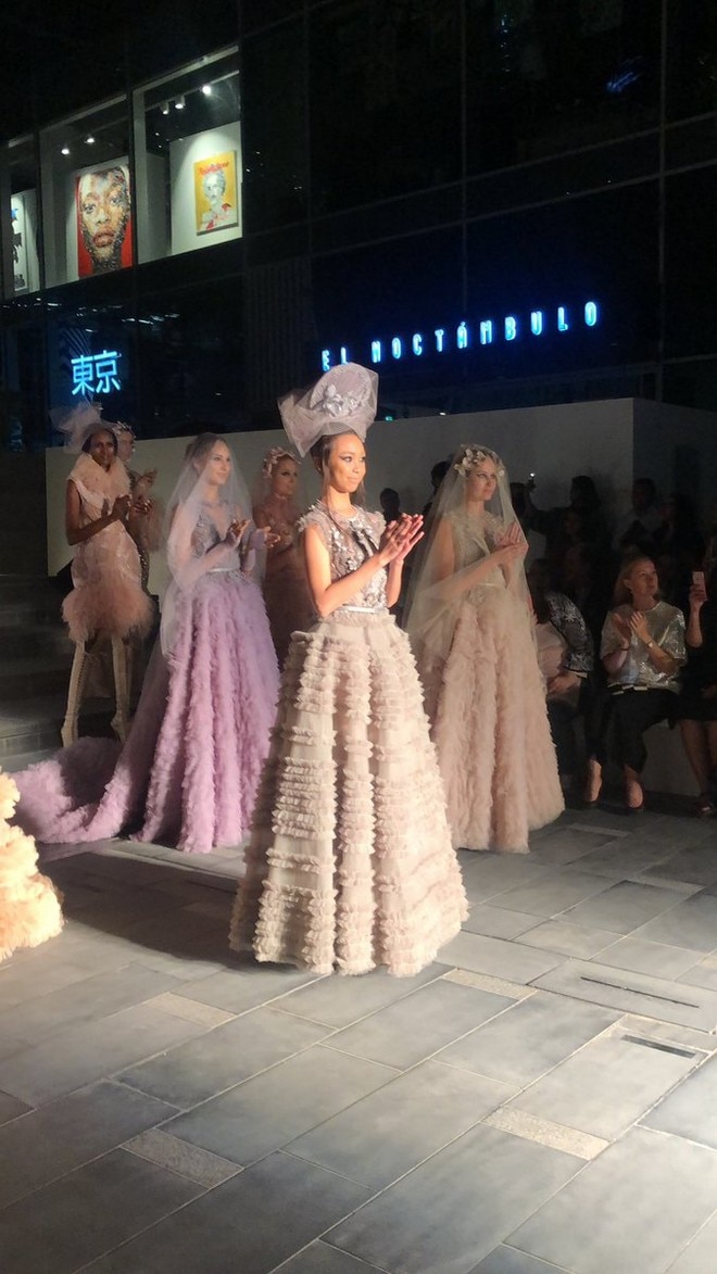 LOOK: Maymay Entrata slays on the runway at Arab Fashion ...