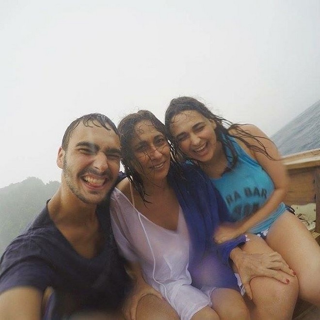 Behind the camera: Cherie Gil's precious moments with her ...