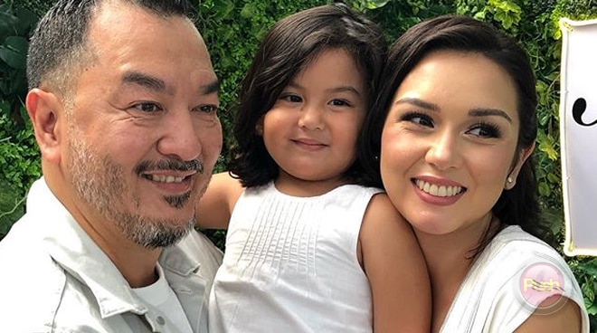 Beauty Gonzalez at mister na si Norman Crisologo ...