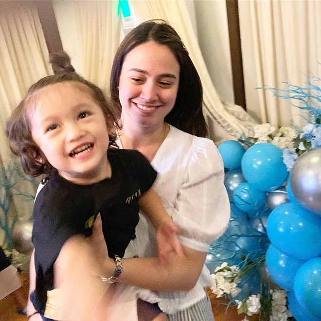 SEE: Scenes from Kylie Padilla's intimate baby shower ...