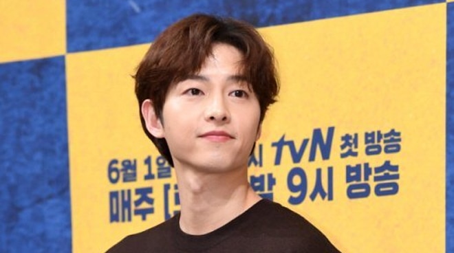 who is justin bieber dating now in 2012